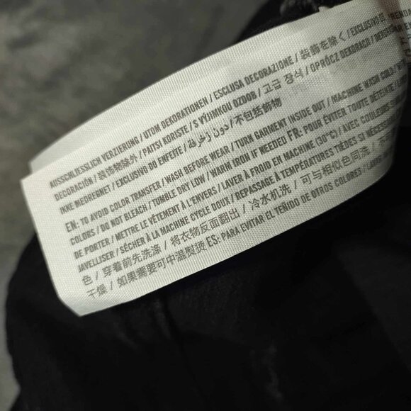 Abercrombie & fitch The Ankle Ultra High-Rise ripped knees 26/2 jeans Raw Hem - Picture 3 of 11